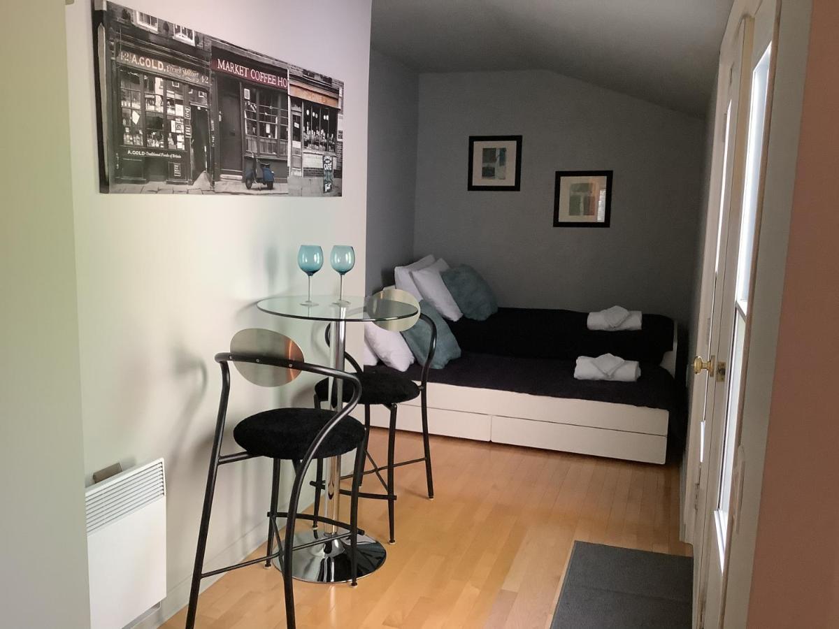 Les Saisons Du Fleuve Bed & Breakfast Lotbiniere Екстериор снимка