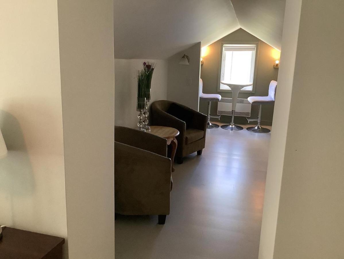 Les Saisons Du Fleuve Bed & Breakfast Lotbiniere Екстериор снимка