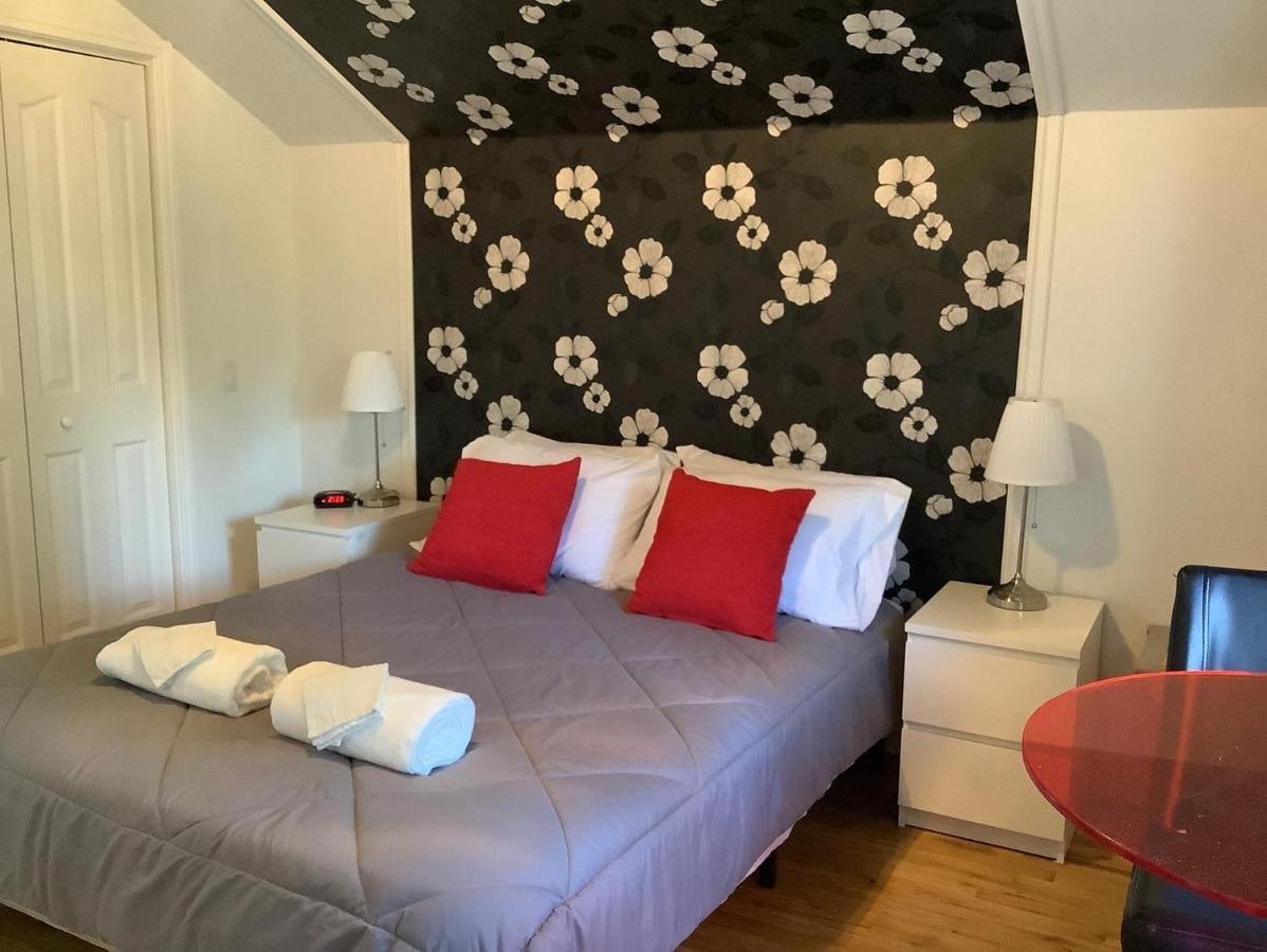 Les Saisons Du Fleuve Bed & Breakfast Lotbiniere Екстериор снимка