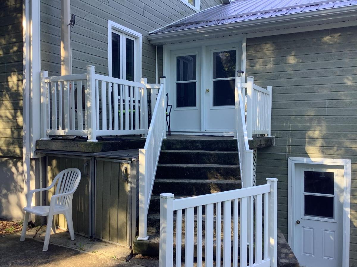 Les Saisons Du Fleuve Bed & Breakfast Lotbiniere Екстериор снимка